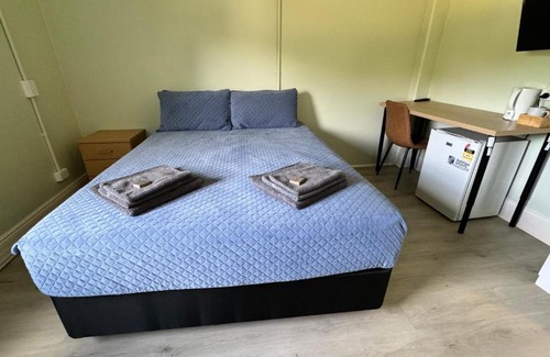 Greenbushes Hotel | Budget-Friendly Stay at Exchange Hotel Greenbushes