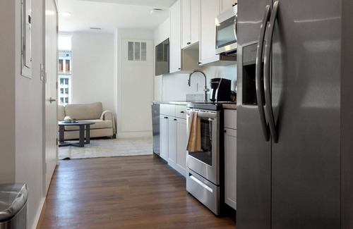 Greektown Historic District Apartment | eXchange Studio 13 - Studio Apartment, Sleeps 2