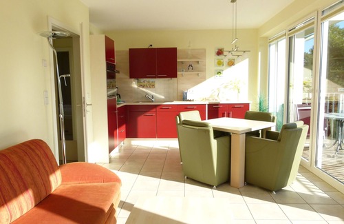 Zempin Apartment | Cozy Apartment with Pool & Spa Near the Beach Awaits You