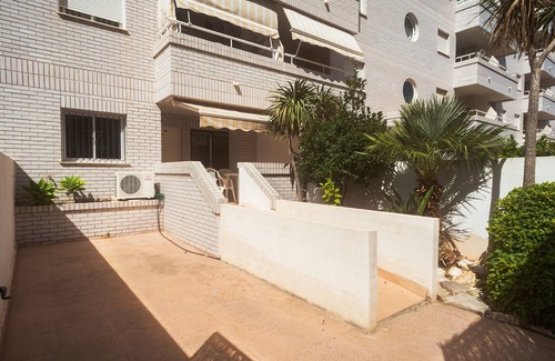 Marina d'Or Apartment | Beachside Ground Floor Apartment with Pool & Spa Access