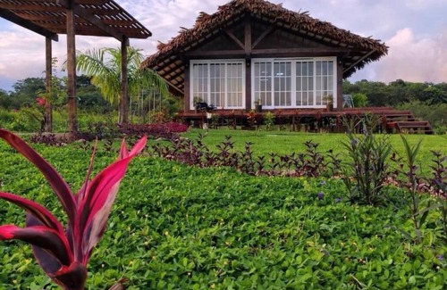 Cacatachi House | Exclusive Jungle Retreat in Yanashpa Village, Tarapoto