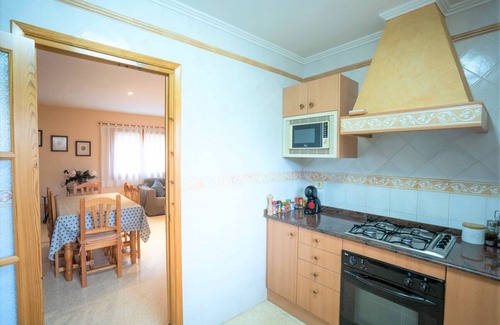 L Almadrava Ski Chalet | Villa with Pool, Barbecue & Garden: Your Ideal Getaway