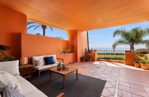 Marbella Apartment | Exclusive 1 line Beach Apartment in Marbella with Panoramic Views