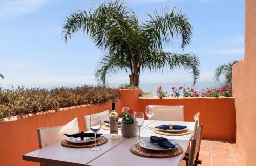 Marbella Apartment | Exclusive 1 line Beach Apartment in Marbella with Panoramic Views