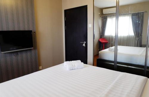 Karet Apartment | Cozy 1BR Apartment at The Wave Kuningan with Pool Access