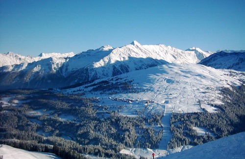 Hochkrimml Apartment | Inviting 2-Room Ski Apartment with Pool & Underground Parking