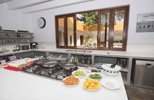 Devinuwara Villa | Exclusive 5 Bed Villa with Infinity Pool and Ocean Views