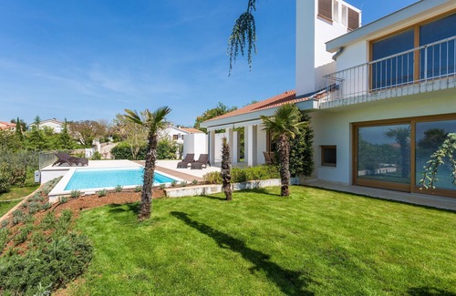 Klimno Villa | Modern Casa Vidmar: Ocean View, Pool, and Top Guest Rating
