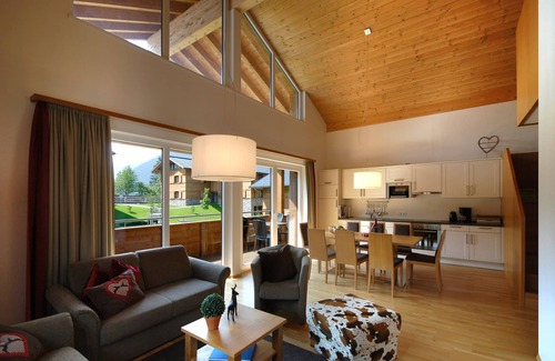 Matrei in Osttirol Apartment | Exclusive Apartment in Matreis with Pool & Breakfast for Groups