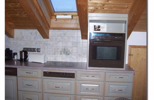 Lenggries Apartment | Exclusive Apartment for Up to 5 with Pool & Breakfast
