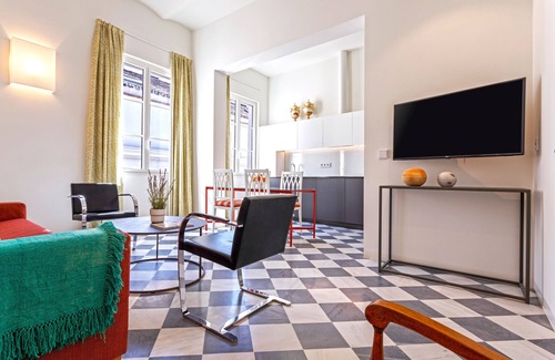 San Vicente Apartment | Exclusive San Laureano IV Apartment in Seville Awaits You