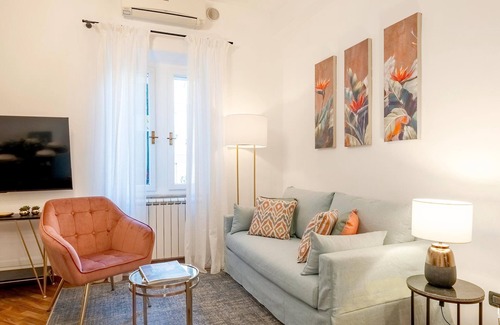 Pisa Apartment | Elegant Apartment in Pisa: Contessa Matilde Awaits You