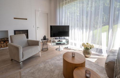 Kappl Apartment | Top-Rated Residenz Schooren des Alpes with Oceanfront Pool