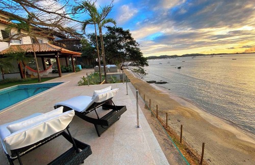Regiao dos Lagos House | Exclusive Beach House Praia de Manguinhos - Steps to the Sand