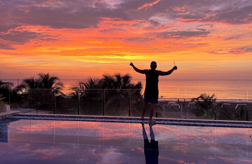 La Boquilla Villa | Exclusive Beach Mansion: Top-Rated Oceanfront Getaway