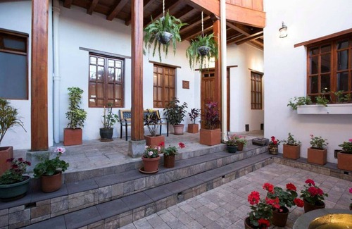 Centro Historico Apartment | Exclusive Boutique Loft “Vista Los Andes” in Quito Centro
