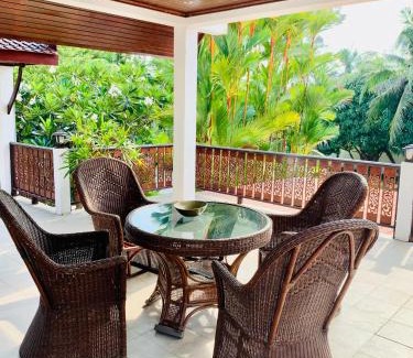 Chakphong House | Exclusive Double room at CET Resort with Pool Tennis Padel