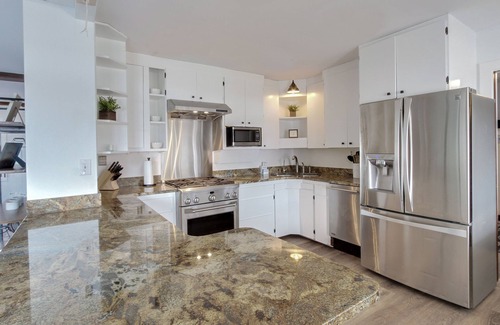 Grawn House | Discover Duck Lake Peninsula: Family-Friendly Retreat
