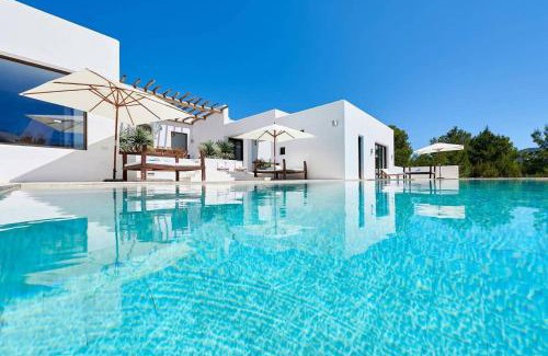 Sant Josep de sa Talaia Villa | Elegant Villa with Ocean View, Pool & Minutes to Beach