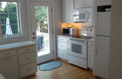 Osterville House | Discover Little Neck Island: Oceanfront Family Retreat
