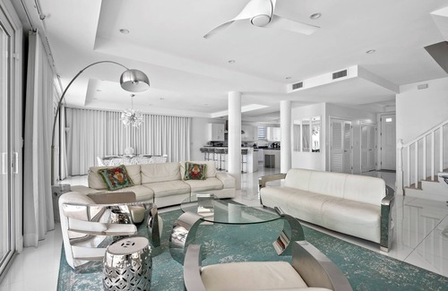 Nassau Villa | Exclusive Beachfront Villa with Private White Sand Retreat