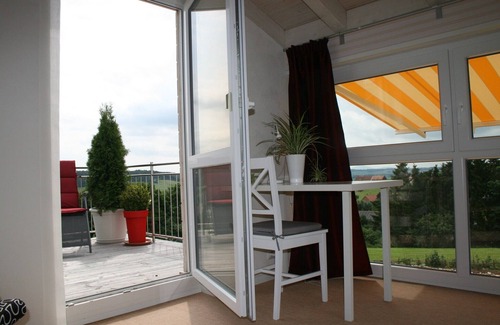 Volkmarsen House | Beautiful Holiday Home with Pool & Ocean View at Twistesee