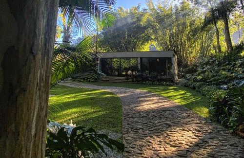 Petropolis Bed & Breakfast | Discover Exclusive Oásis with Oceanfront Views & Spa