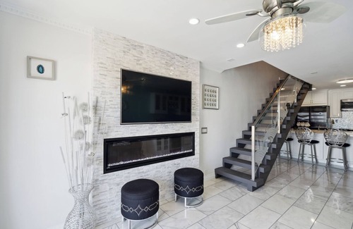 Port Hueneme Condo | Discover an Exclusive Oceanfront Escape with Top Amenities