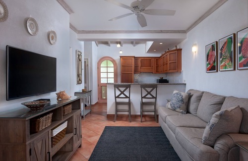 Merlin Bay Condo | Exclusive Sugar Hill Estate Penthouse with Ocean Views