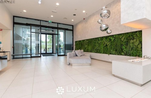 Tondi Apartment | Elevated Penthouse Retreat with 10/10 Guest Rating