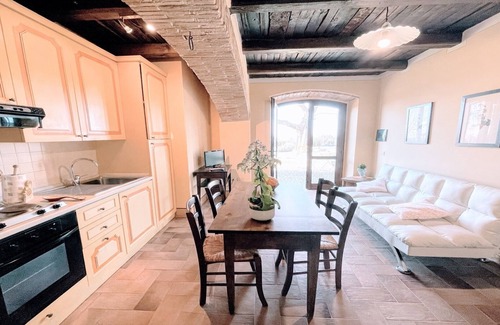 Poreta Villa | Year-Round Pool Retreat at Spoleto Bio-Farm for 8 Guests