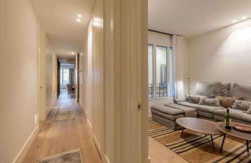 Milla de Oro Apartment | Discover Family-Friendly Comfort at Castello Premium I