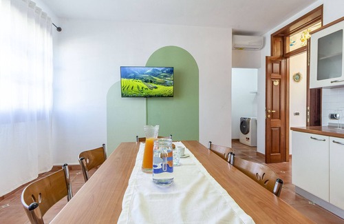 Sassari Apartment | Inviting Roth Apartments - Guest Rated 10/10 & Family-Friendly