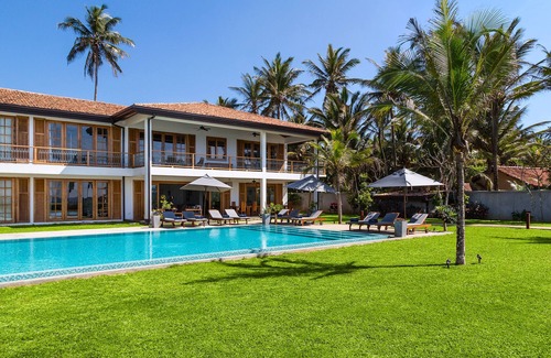 Dickwella Villa | Exclusive Beachfront Villa with Private Pool Awaits You