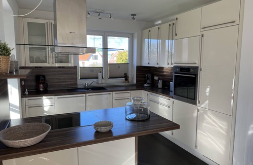 Rosenhagen House | Idyllic Vacation Retreat with Family-Friendly Amenities