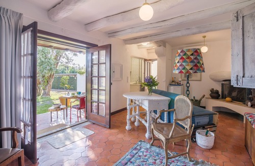 Vila Nova de Gaia Villa | Elegant Villa Steps from the Beach with Pool and Gardens