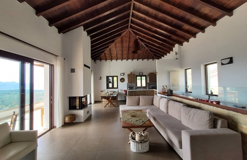 Kontomari Villa | Exclusive Villa with Breathtaking Mountain and Ocean Views