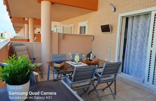 Canet de Berenguer Apartment | Exclusivo apartamento en Canet with Oceanfront Pool Access