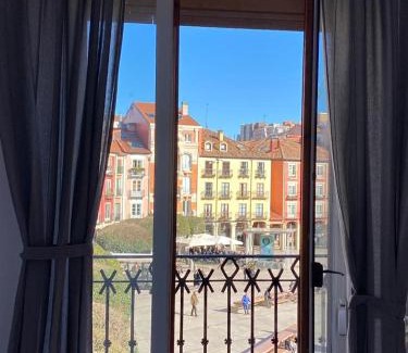 Burgos Apartment | Design Apartment in Plaza Mayor - Guest Rated 9.8/10