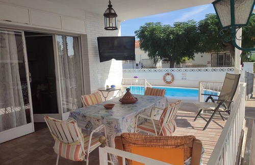 Alcanar Ski Chalet | Exclusivo Chalet with Ocean View & Private Pool Escape
