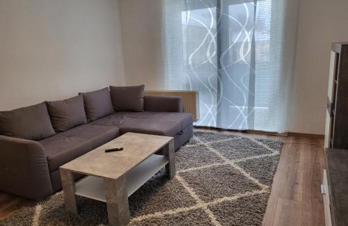 Hohenmoelsen Apartment | Family-Friendly Retreat at Exclusivwohnung Hohenmölsen