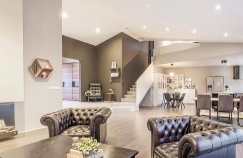 Grindavik Villa | Delightful Excousit House in Reykjanes - Family-Friendly Retreat