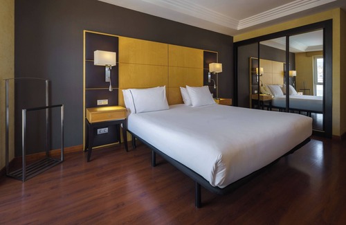 Almeria Centro Hotel | Elegant AC Hotel Almería by Marriott: Pool & Spa Retreat