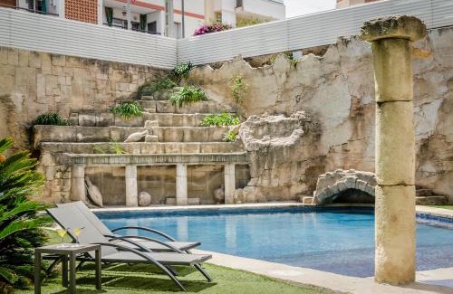 Cunit Hotel | Enjoy Exe Cunit Suites & Spa with Ocean View and Pool