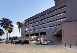 Seville Hotel | Discover Exe Isla Cartuja: Family-Friendly 4-Star Retreat