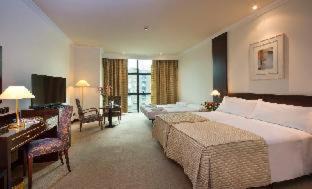 Las Campas y San Claudio Hotel | Discover Exe Oviedo Centro: 4-Star Comfort for Families