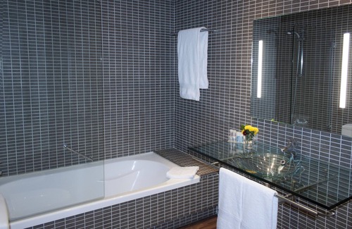 Zizur Mayor Hotel | Discover EXE Zizur Pamplona: 4-Star Comfort Awaits
