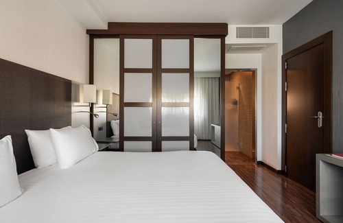Zizur Mayor Hotel | Discover EXE Zizur Pamplona: 4-Star Comfort Awaits