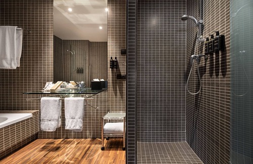 Zizur Mayor Hotel | Discover EXE Zizur Pamplona: 4-Star Comfort Awaits