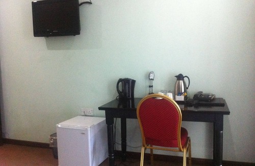 Gaborone Hotel | Family-Friendly Stay at Exec Closets Hotel with Breakfast